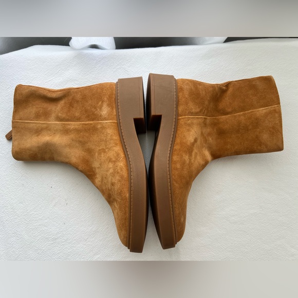 New Vince Kady Low Bootie in Camel Size 6 - Picture 7 of 10